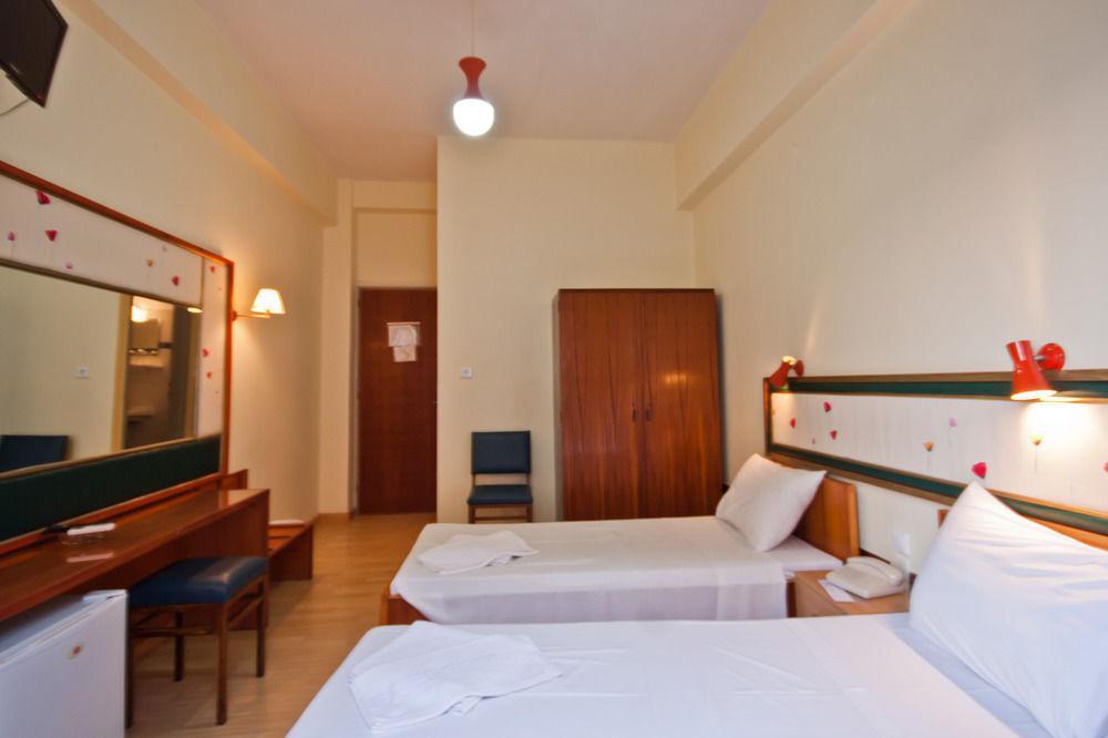 Lucia Hotel Chania  Luaran gambar